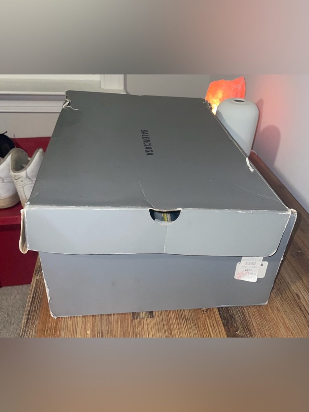 Balenciaga Triple S - Picture 5 of 13